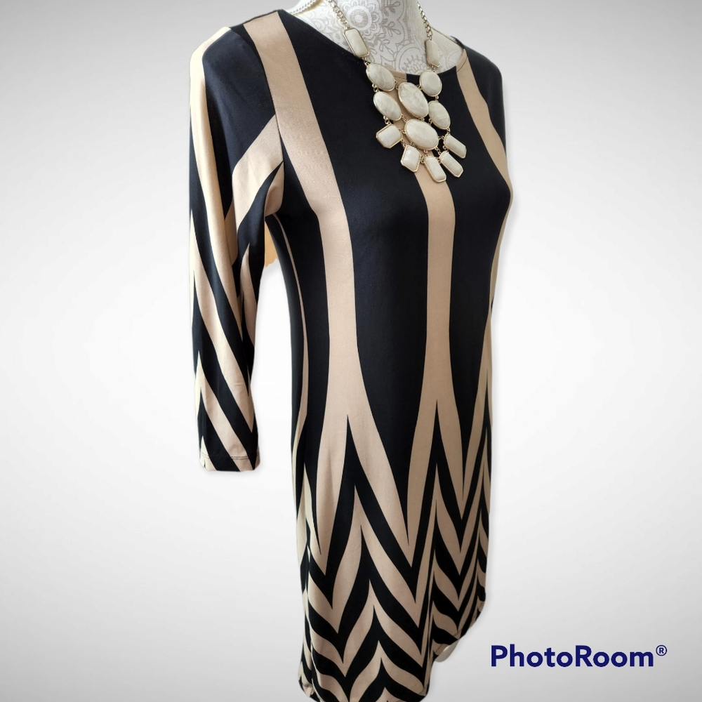 Hanni black and tan 3/4 sleeve dress size small